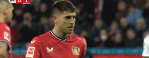 1679260412896014676.gif 药厂点球1B.gif