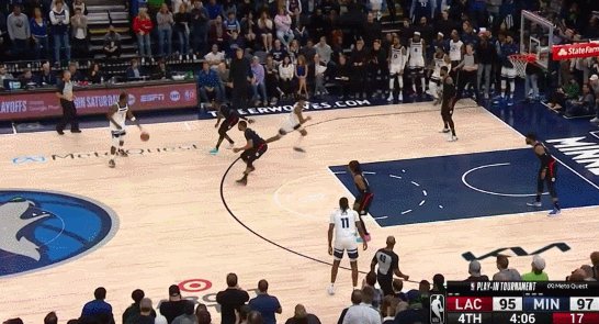 1650020235573093414.gif 1.gif